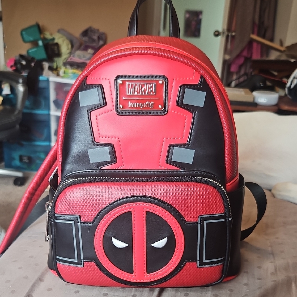 EUC Loungefly Deadpool Mini Backpack